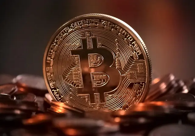 bitcoin-cryptocurrency-digital-2512091765272630..webp bitcoin-cryptocurrency-digital-2512091765272630..webp